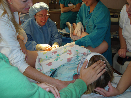 labor-and-delivery-childbirth-giving-birth
